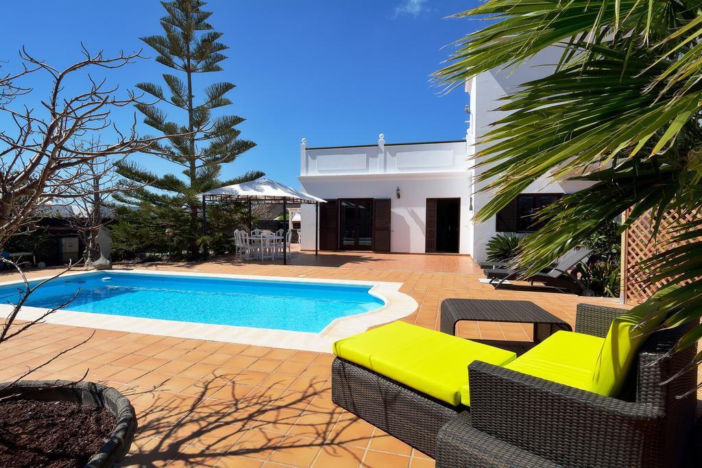 Villa Paradise Private Pool Yaiza By Pvl Exterior photo